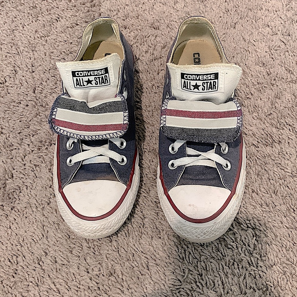 Blue converse